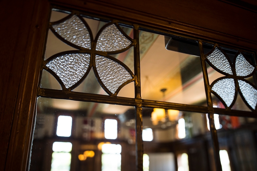 Photo: Glass cloverleaf on door