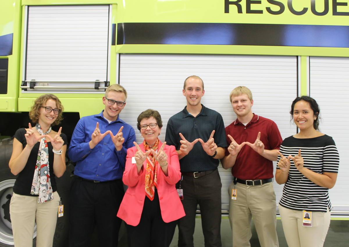 Photo: Interns with chancellor