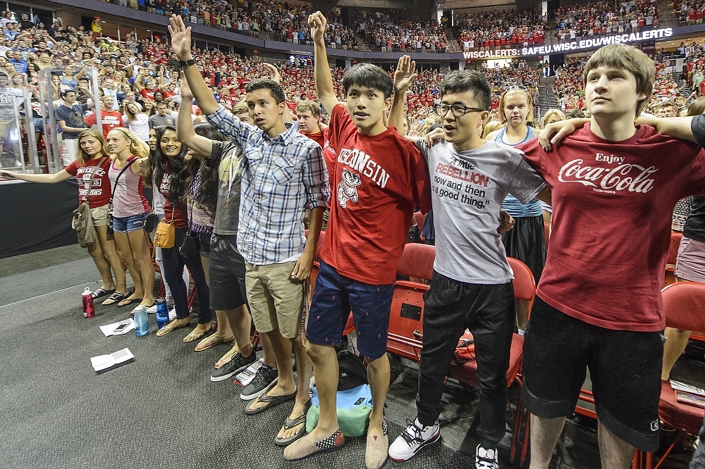 Photo: Students singing ’Varsity’