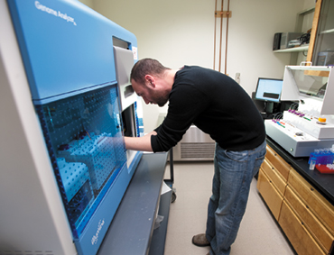 [photo] DNA Sequencing Facility.