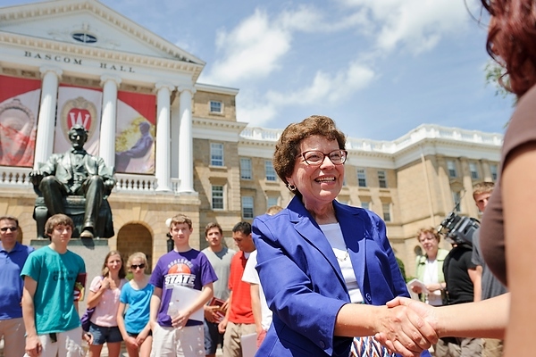 Photo: Rebecca Blank shaking hands with student