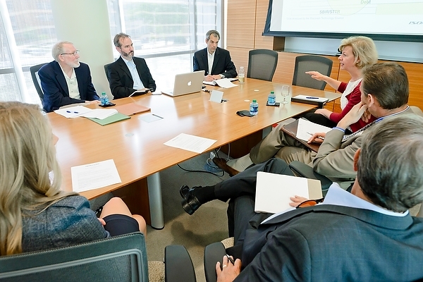 Photo: Sen. Baldwin meeting with high-tech officials