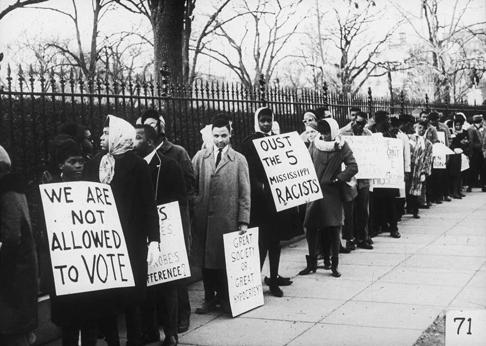 Photo: African-Americans with voting rights signs
