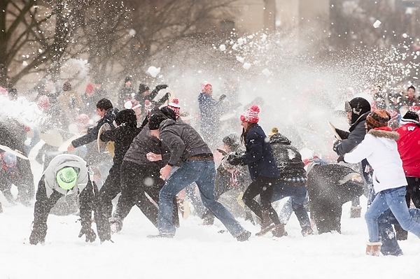 Photo: Battle for Bascom 2K15 participants make a charge