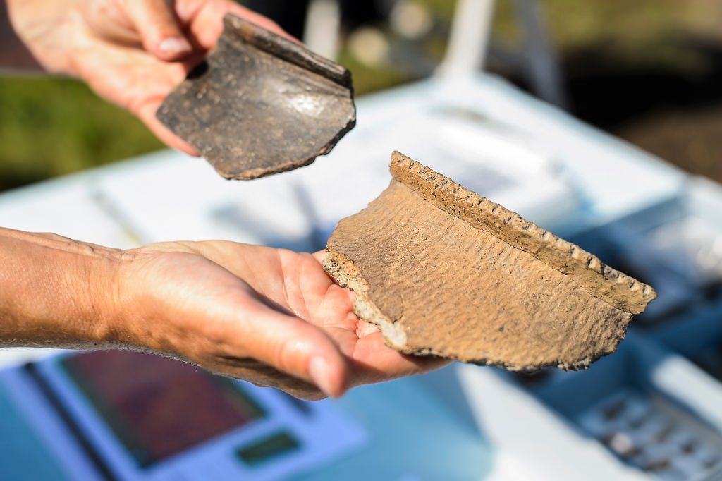 Photo: Pottery artifacts