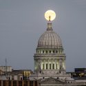 Photo: Supermoon over State Capitol in 2015