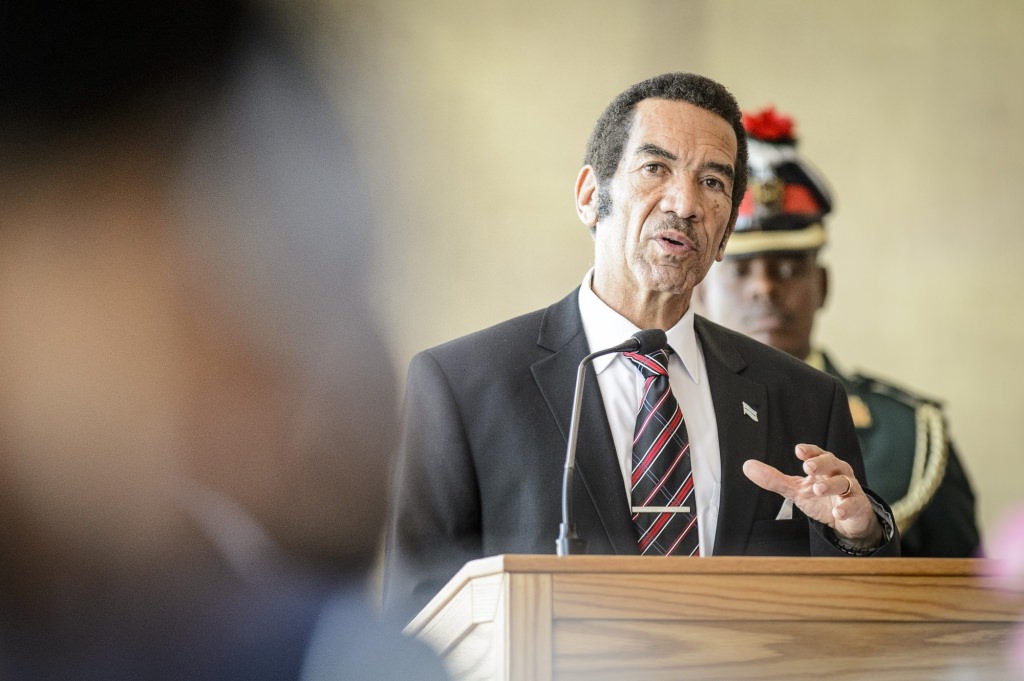 Ian Khama, president of the Republic of Botswana, answers questions from members of the Mandela-Washington Fellows during a luncheon ceremony hosted by the Division of International Studies where he was presented with a Global Citizen Award. The event was hosted in the Alumni Lounge of the Pyle Center at the University of Wisconsin-Madison on July 28, 2017. (Photo by Bryce Richter / UW-Madison)
