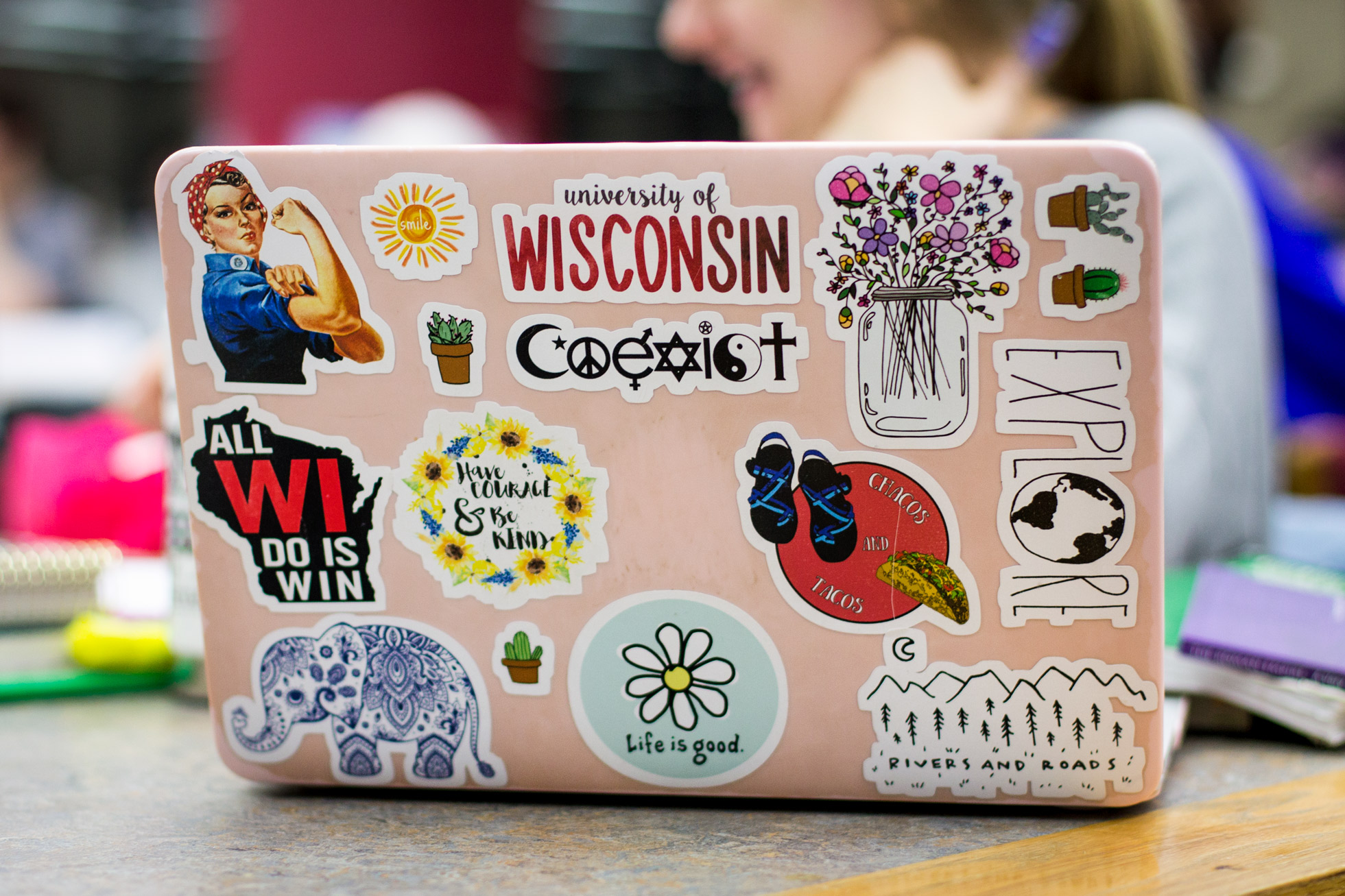 Scheiding Afdeling handel UW students' laptop stickers show off their personalities