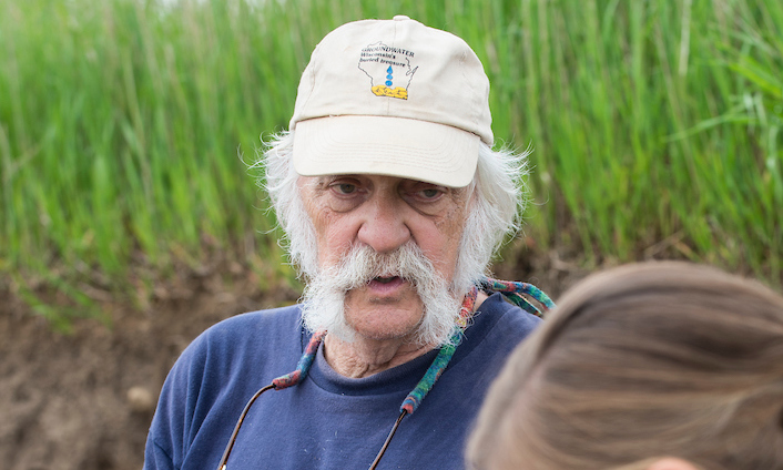 'Dr. Dirt' worked with farmers to address water resource challenges - University of Wisconsin-Madison