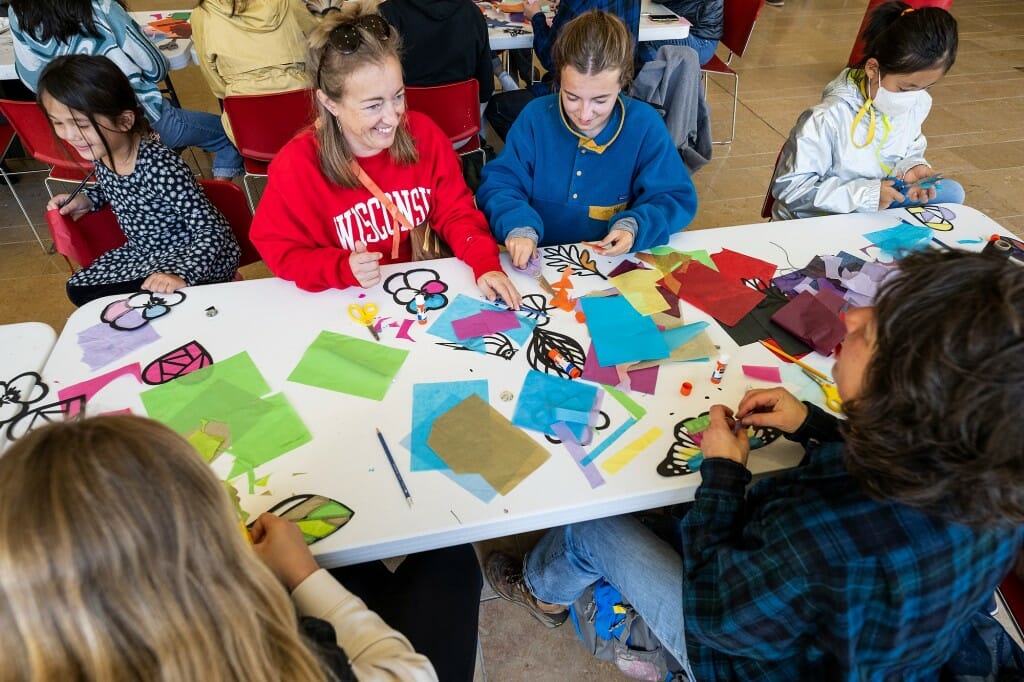 Jennifer Cramer and her daughter, Ruby, work on a craft project during a Family Weekend event. Cramer’s son, Jackson, is a first-year student at UW–Madison and was off practicing piano at a nearby music building. 