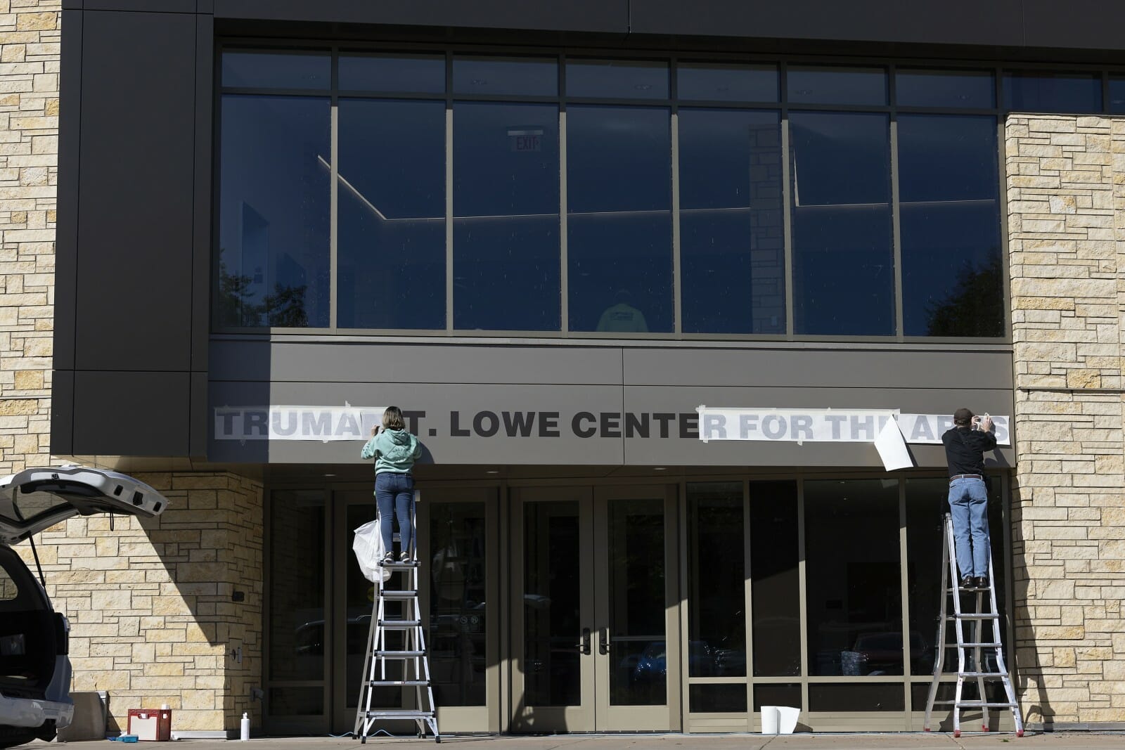 UWLa Crosse arts building named after former UWMadison professor