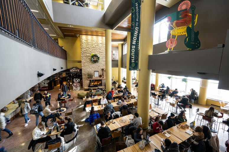 And they’re off! Spring semester is sprung – UW–Madison News