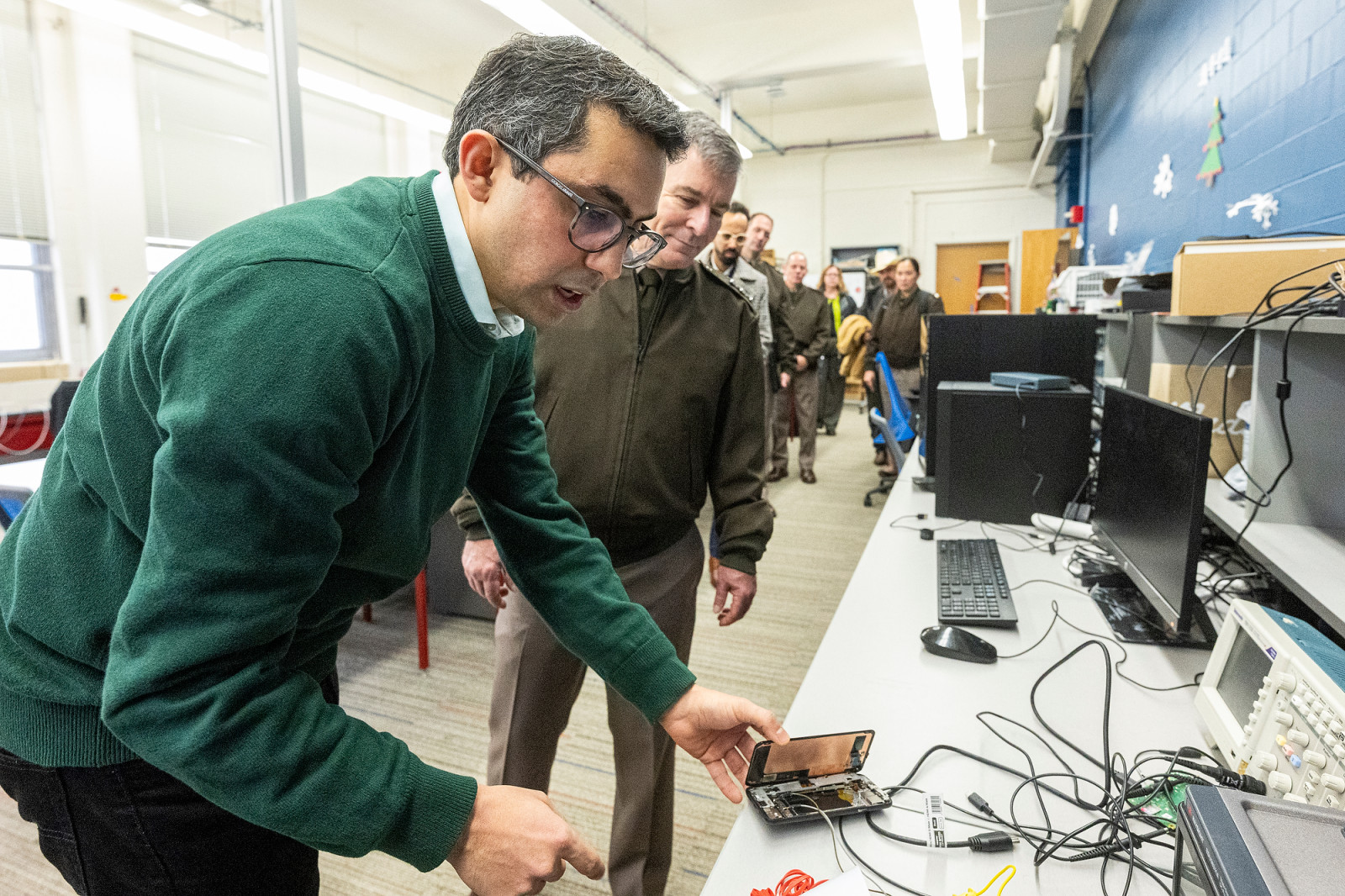 UW fostering closer research ties with federal defense, cybersecurity ...