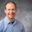 Portrait of researcher Robert Kirchdoerfer