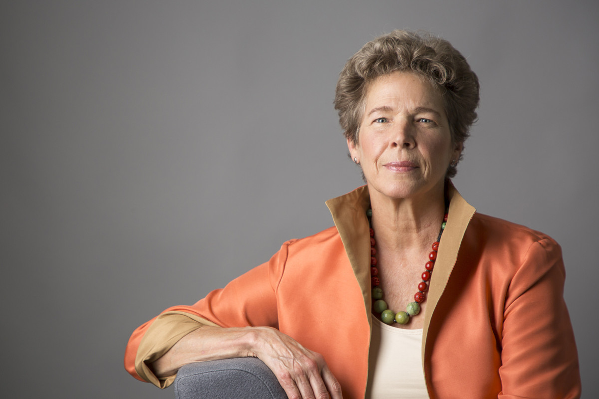 Portrait of Tia Nelson