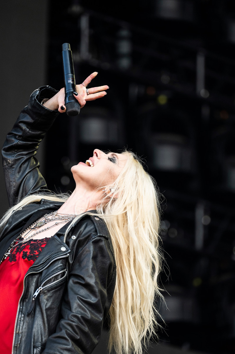 Frontwoman Taylor Momsen, with the band The Pretty Reckless, performs on stage at Camp Randall