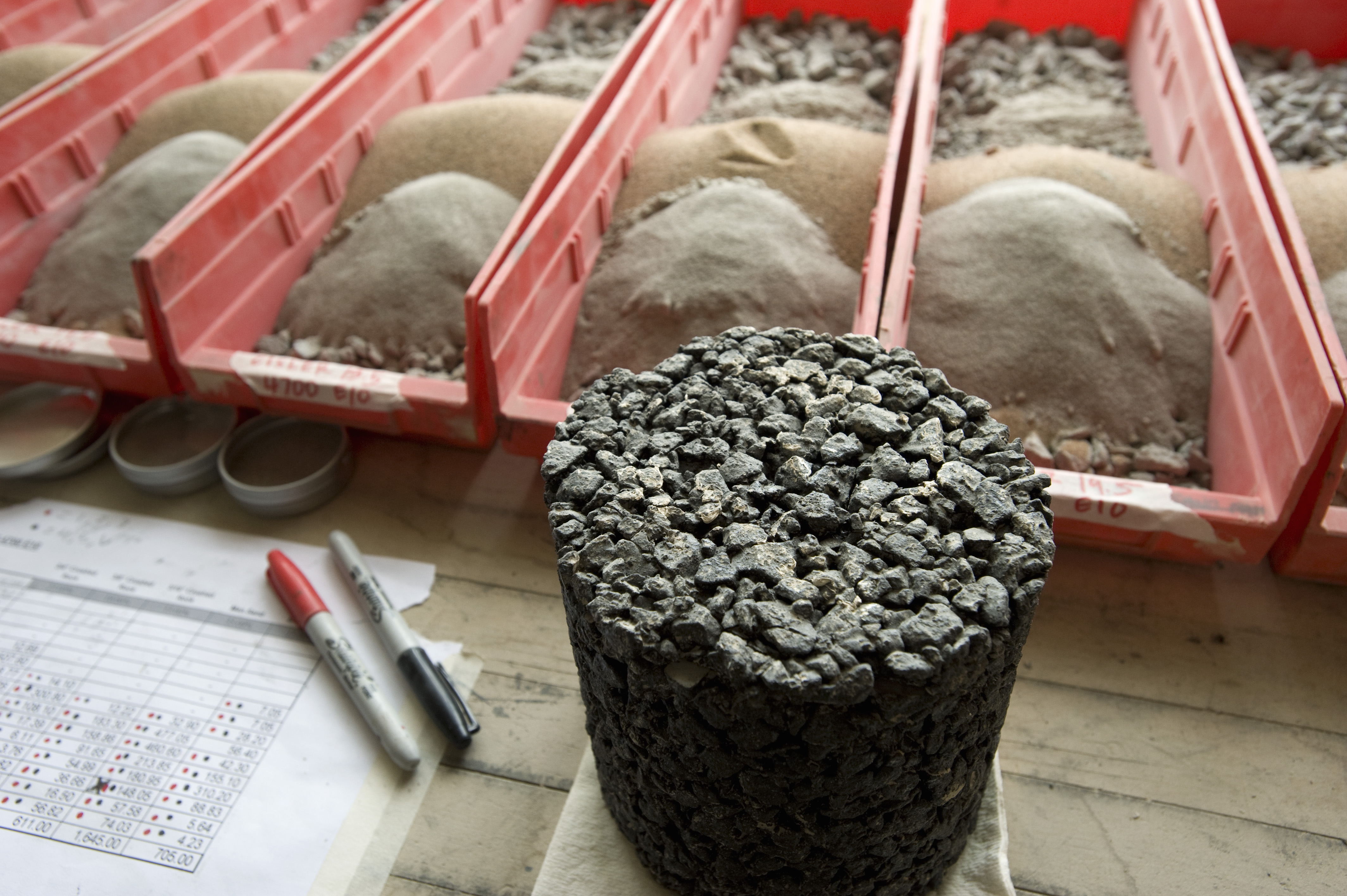 caption-red-bins-containing-varying-mixtures-of-aggregate-sand-and